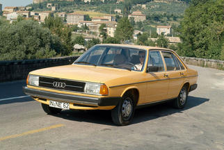   100 (C2, Typ 43, ulepszenie 1979) 1979-1982